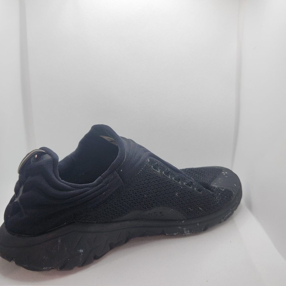 Jordan Black Mesh Sneakers - Picture 5 of 7